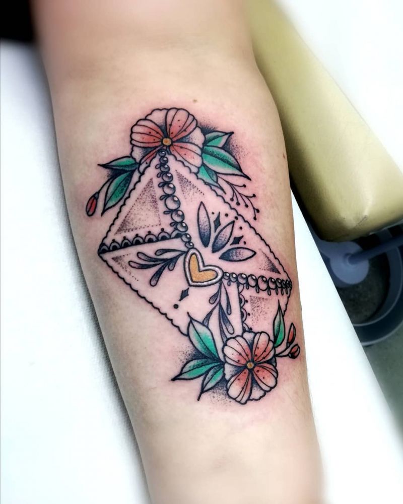 30 Pretty Love letter Tattoos You Must Try