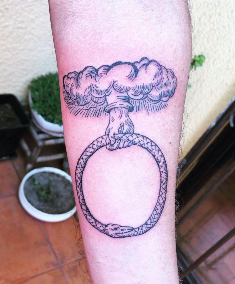 30 Pretty Ouroboros Tattoos for You to Enjoy