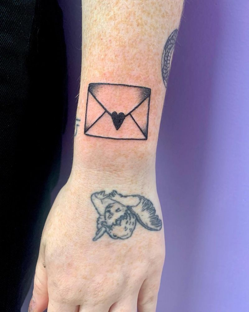 30 Pretty Love letter Tattoos You Must Try