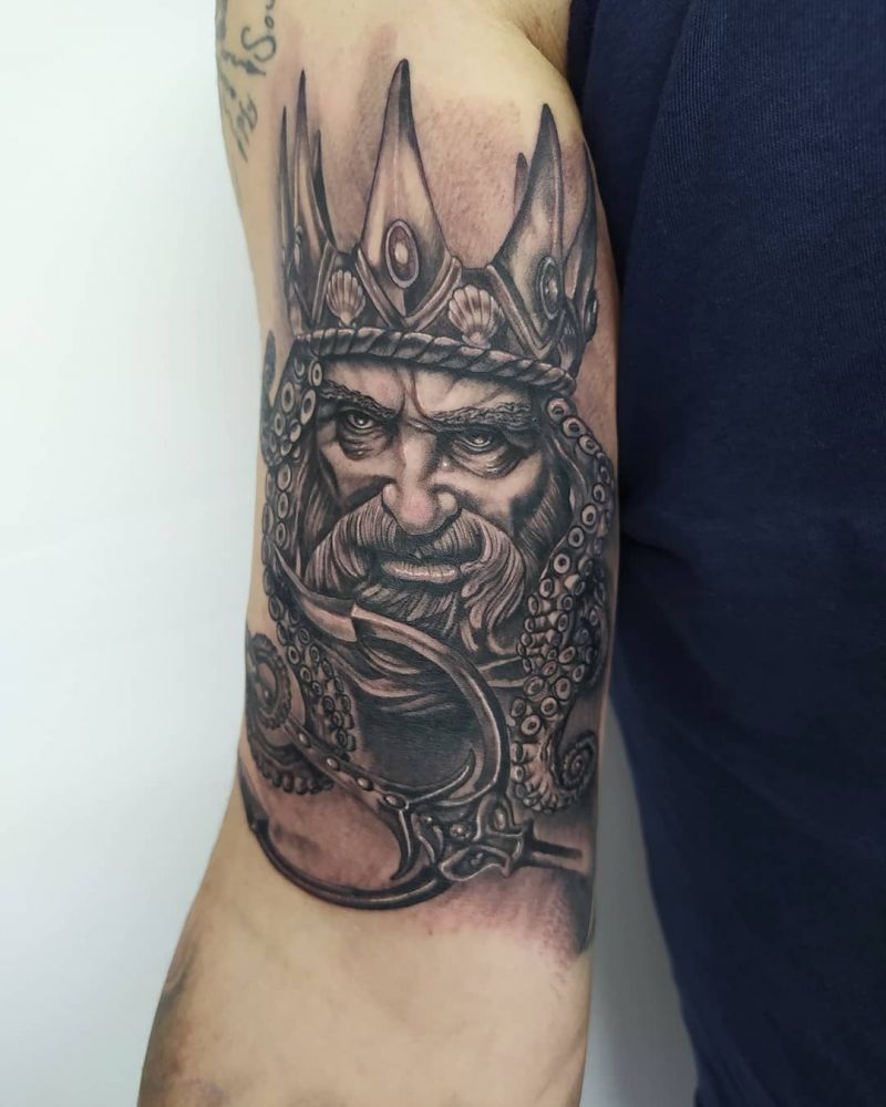 30 Pretty Poseidon Tattoos You Will Love