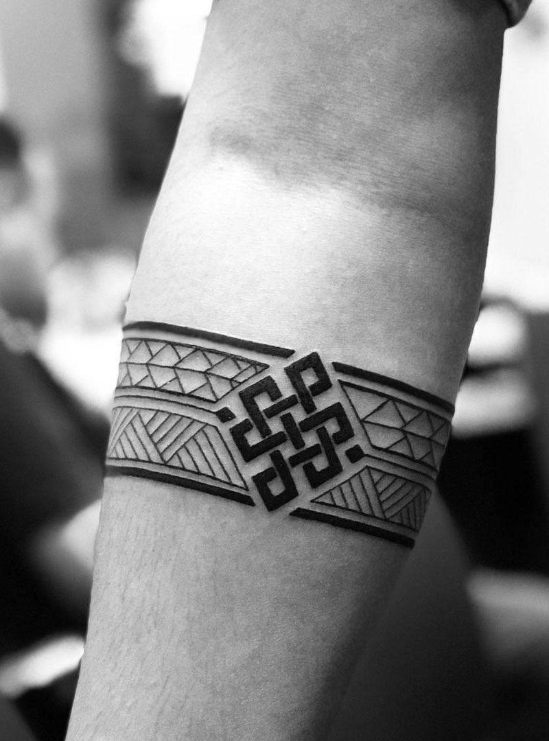 30 Pretty Armband Tattoos to Inspire You