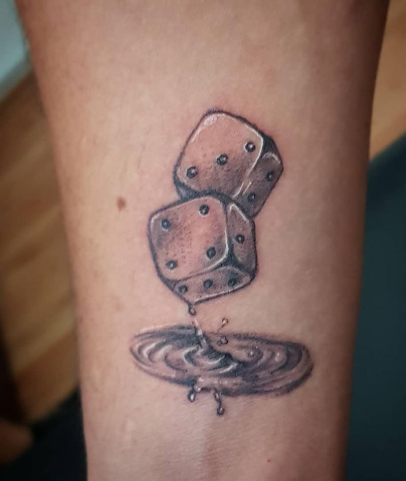 30 Pretty Dice Tattoos Hope to Bring You Luck