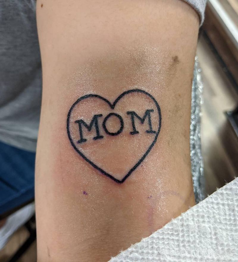 30 Pretty Mom Heart Tattoos You Must Try