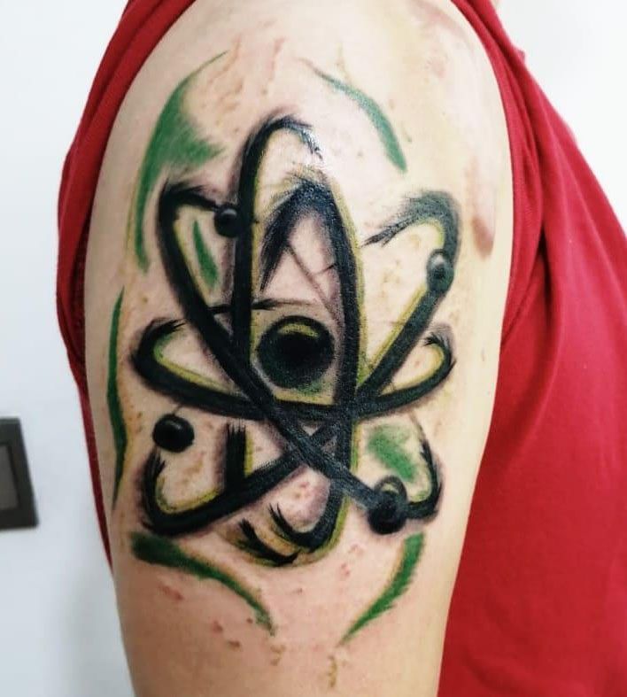 30 Pretty Atom Tattoos to Inspire You