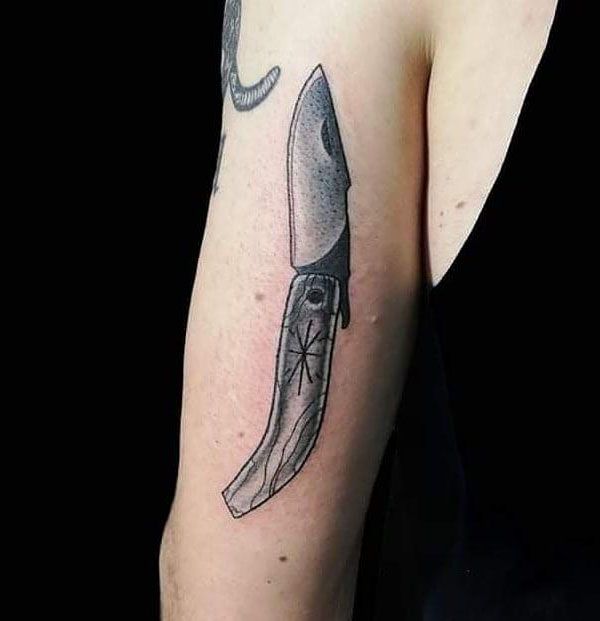 30 Pretty Knife Tattoos You Must Try