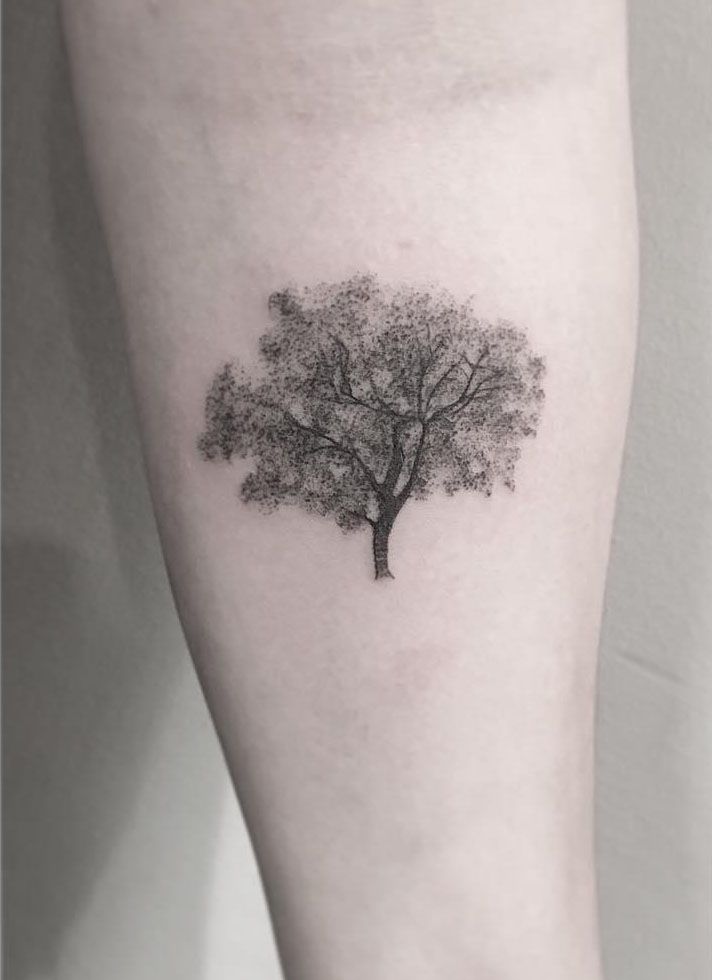 30 Pretty Oak Tree Tattoos You Will Love