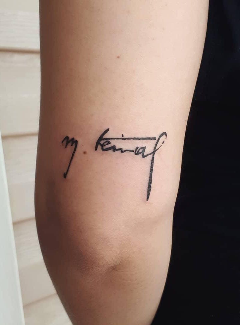 30 Pretty Signature Tattoos You Will Love