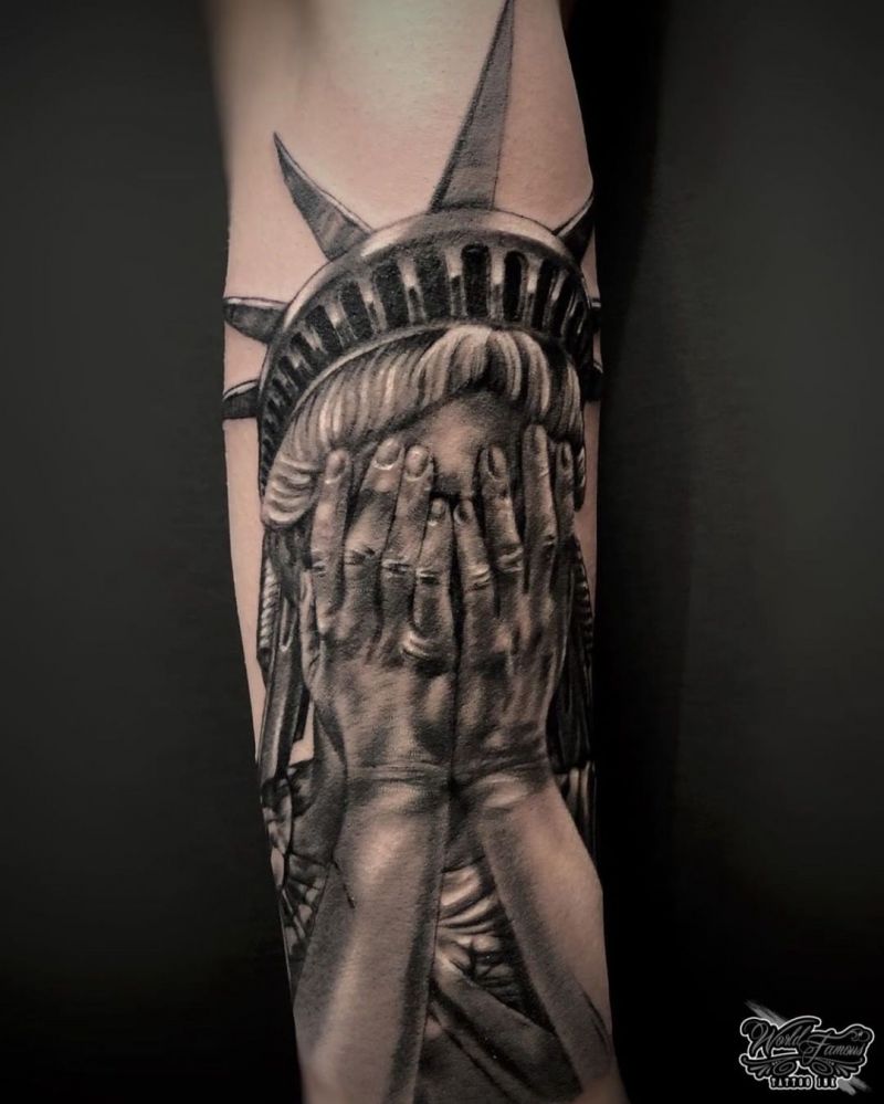 30 Pretty Statue of Liberty Tattoos to Inspire You