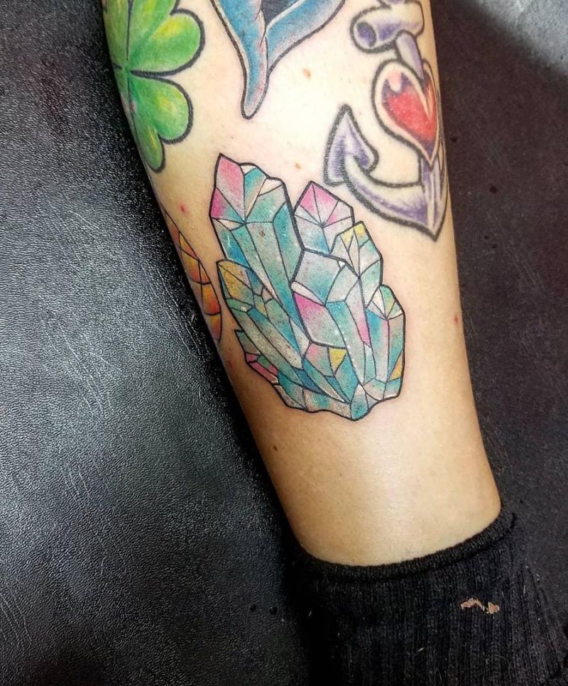 30 Pretty Crystal Tattoos You Can't Miss