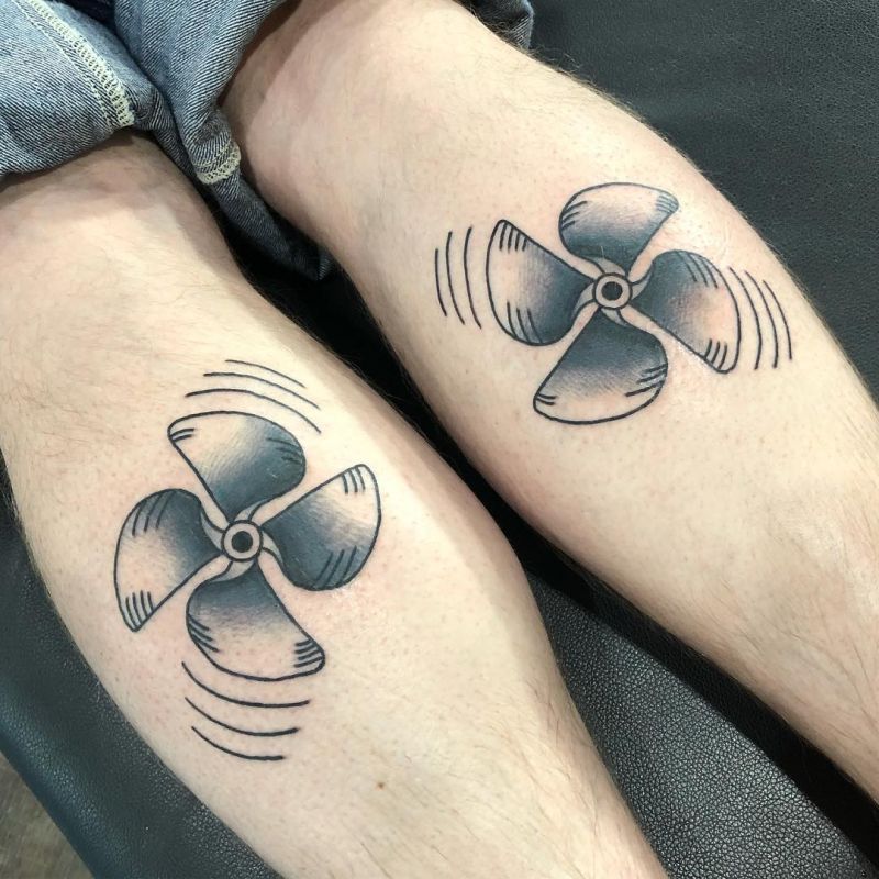 30 Pretty Propeller Tattoos to Inspire You