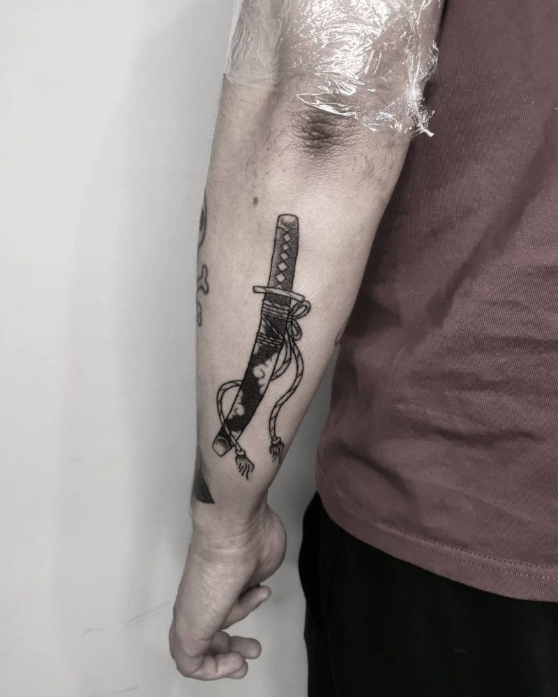 30 Pretty Katana Tattoos You Will Love