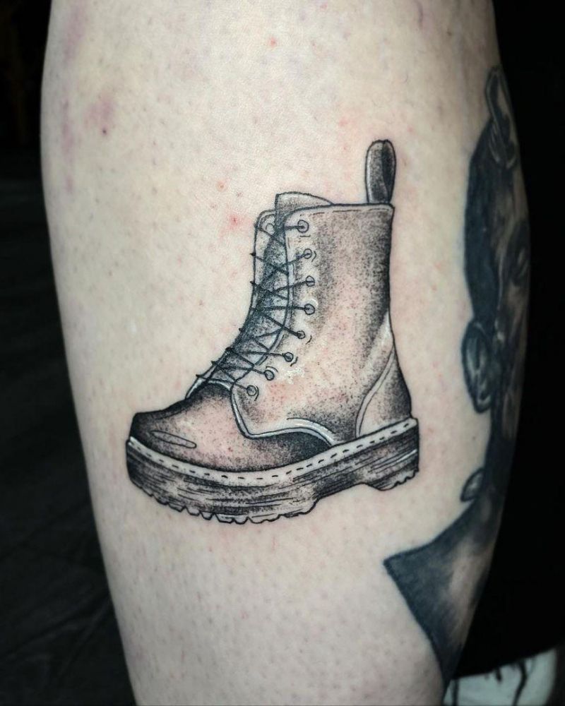 30 Pretty Shoe Tattoos You Will Love