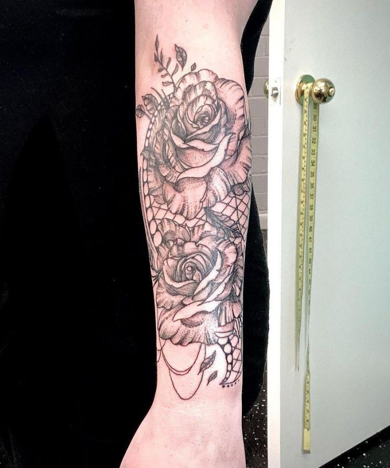 30 Pretty Lace Tattoos That Make You Excited