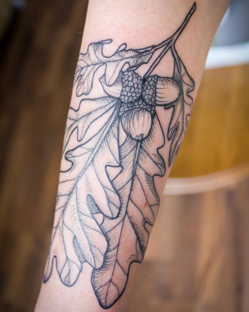 30 Pretty Oak Tattoos to Inspire You