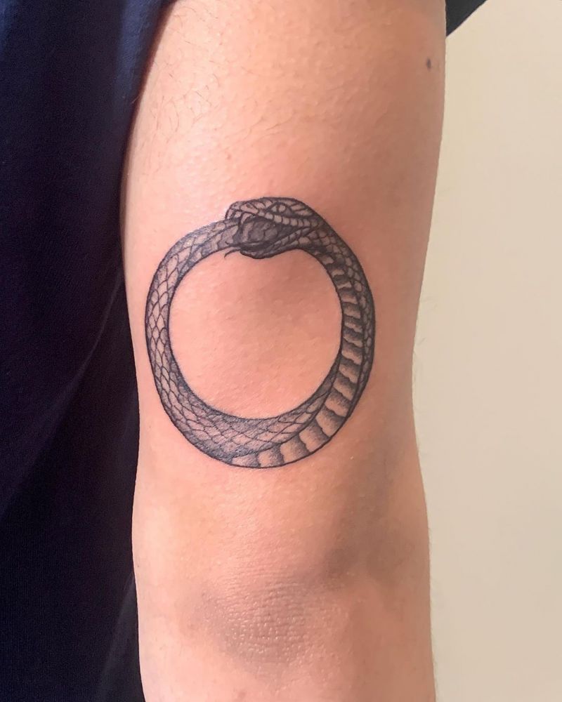 30 Pretty Ouroboros Tattoos for You to Enjoy