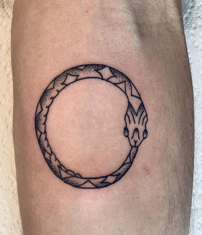 30 Pretty Ouroboros Tattoos for You to Enjoy