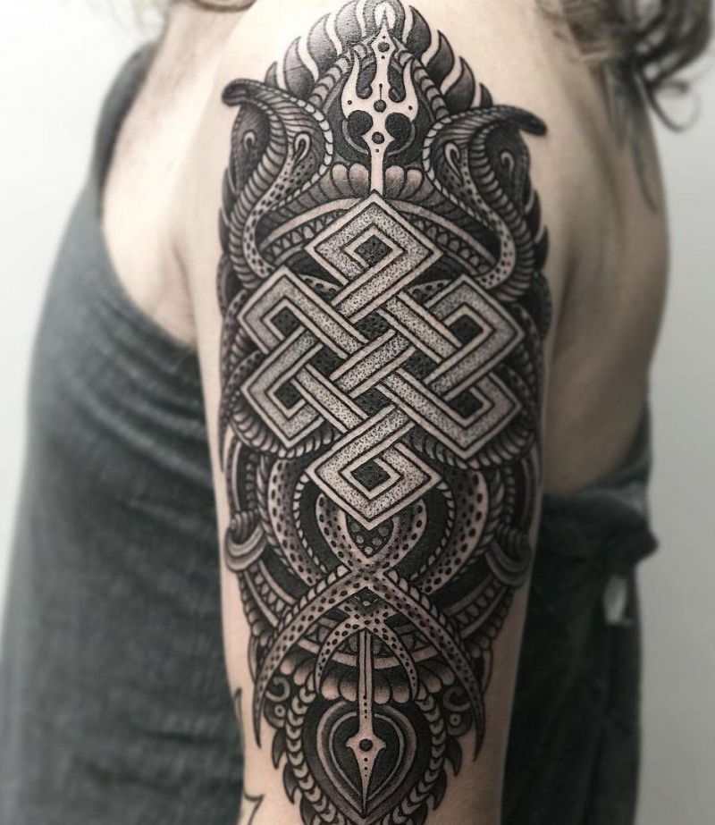 30 Pretty Endless Knot Tattoos You Must Try