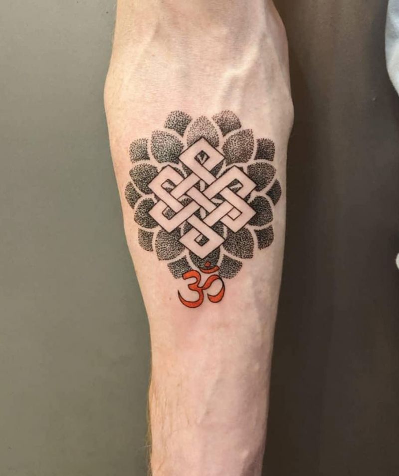 30 Pretty Endless Knot Tattoos You Must Try