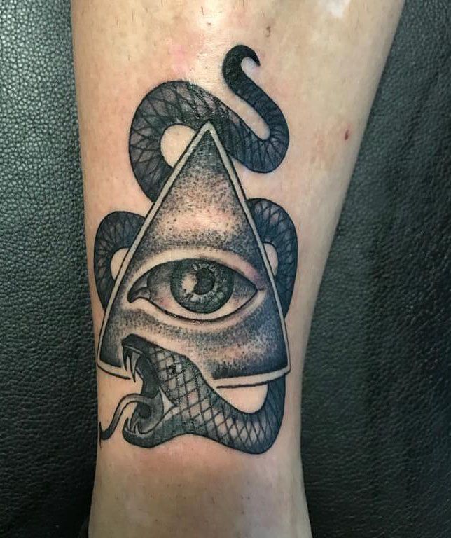 30 Pretty Triangle Eye Tattoos You Must Love