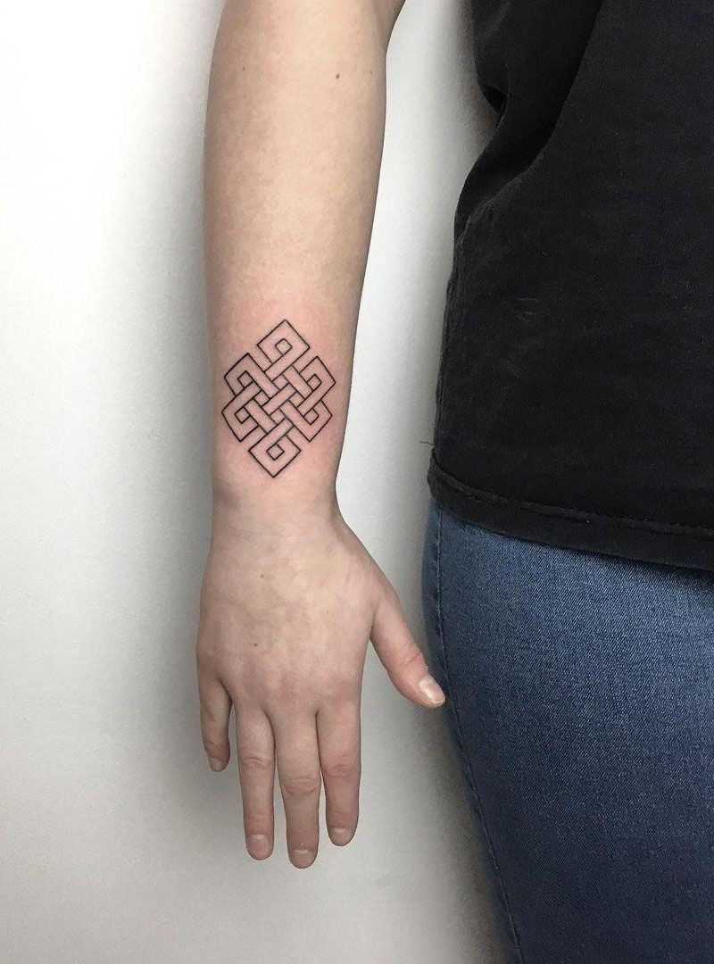 30 Pretty Endless Knot Tattoos You Must Try