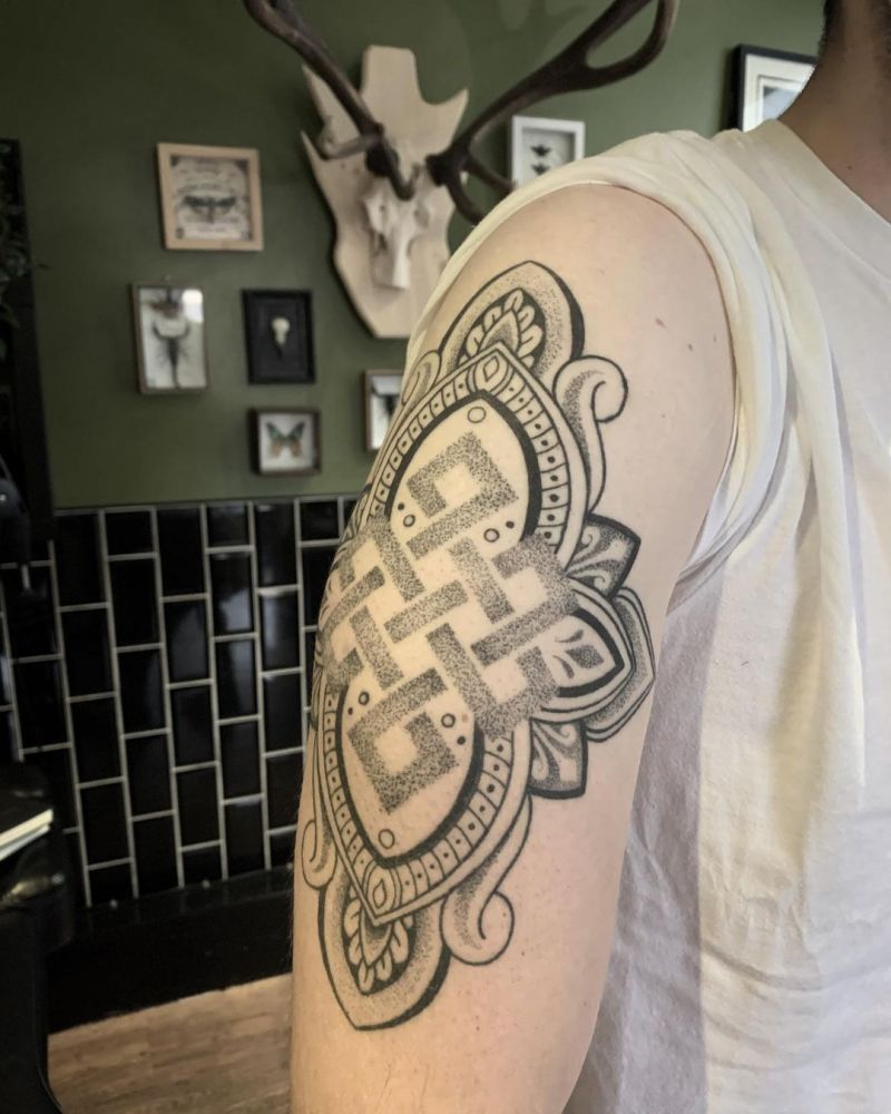 30 Pretty Endless Knot Tattoos You Must Try