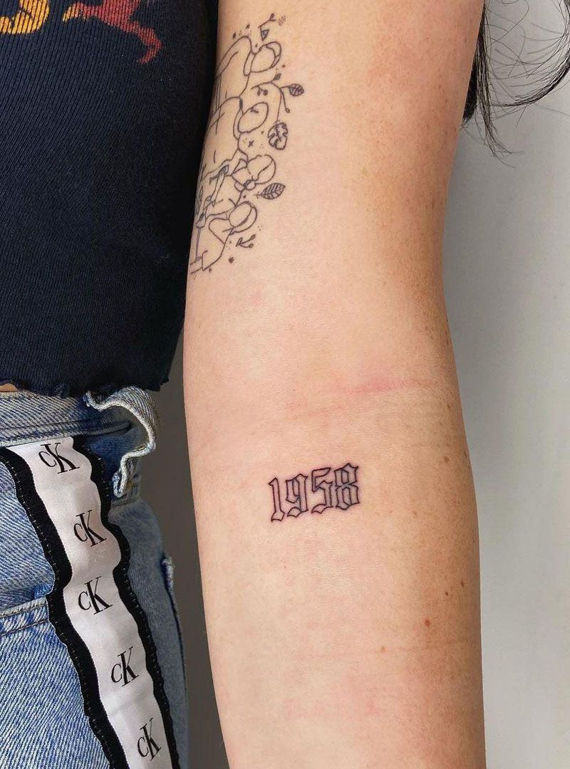 30 Pretty Date Tattoos You Will Love