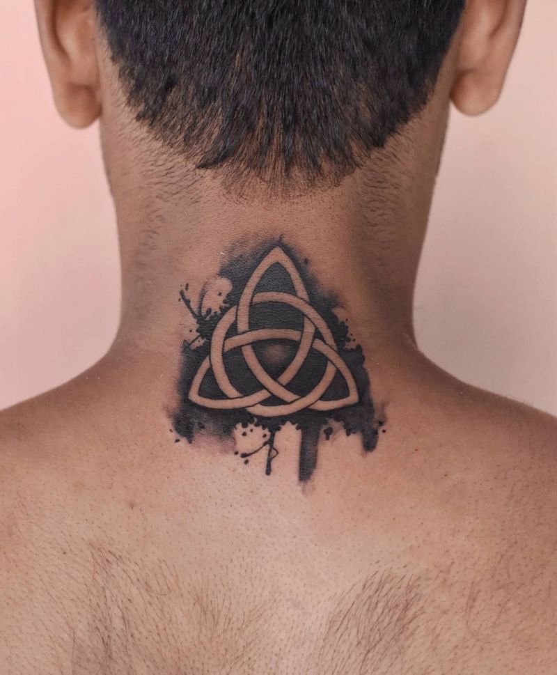 30 Pretty Endless Knot Tattoos You Must Try