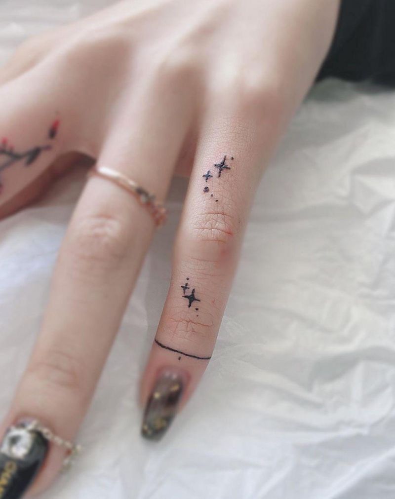 30 Pretty Ring Tattoos You Will Love