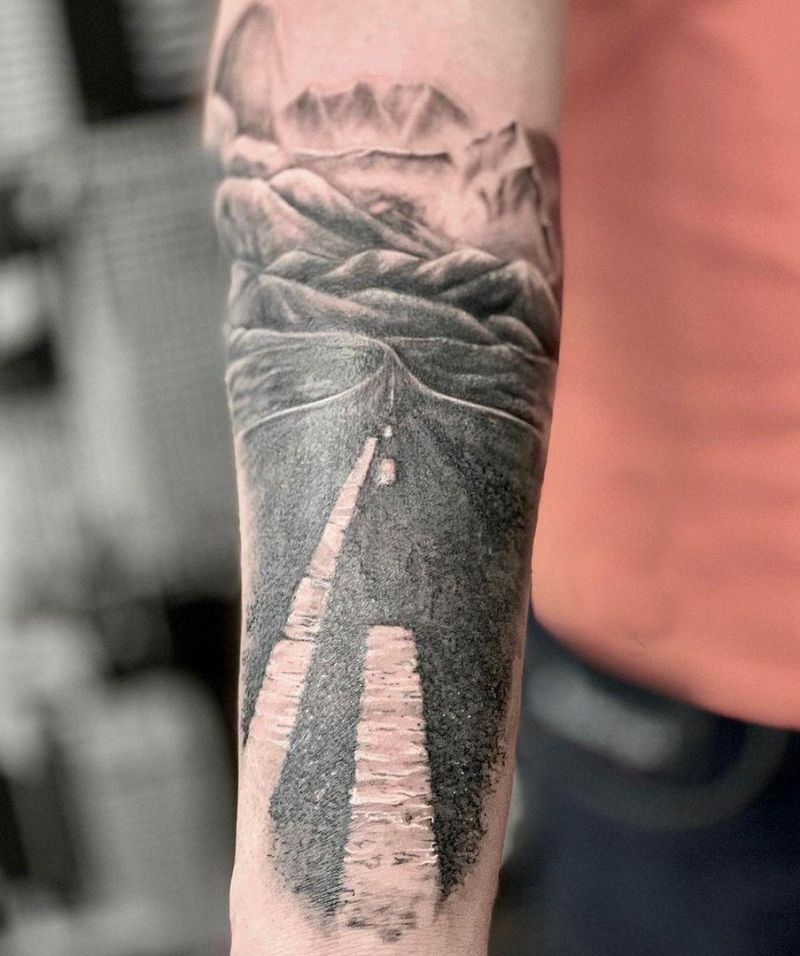 30 Pretty Road Tattoos to Inspire You