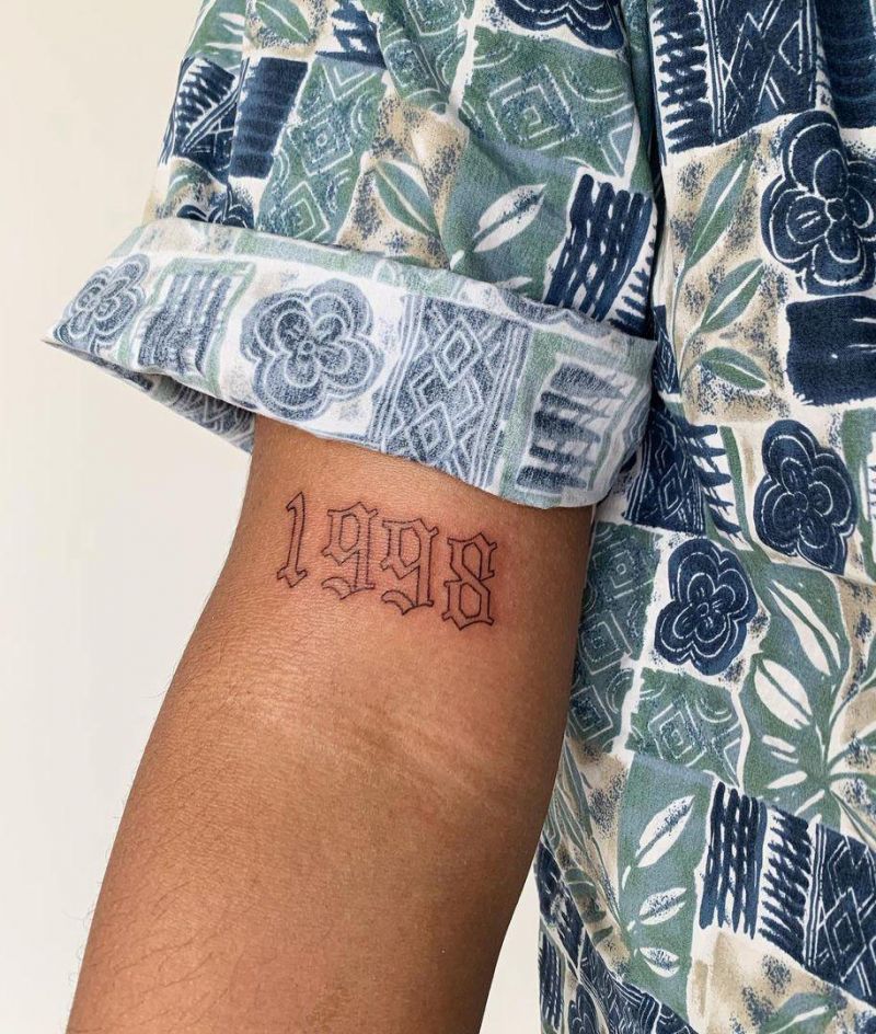 30 Pretty Date Tattoos You Will Love