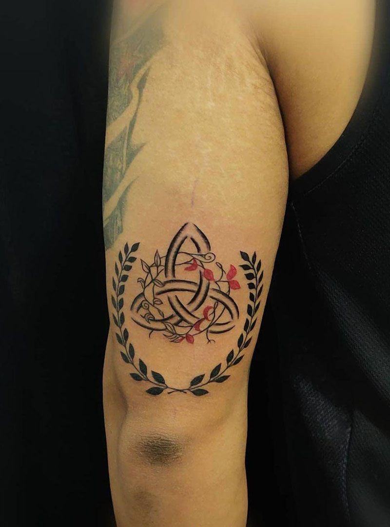 30 Pretty Endless Knot Tattoos You Must Try