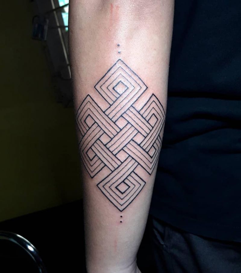 30 Pretty Endless Knot Tattoos You Must Try