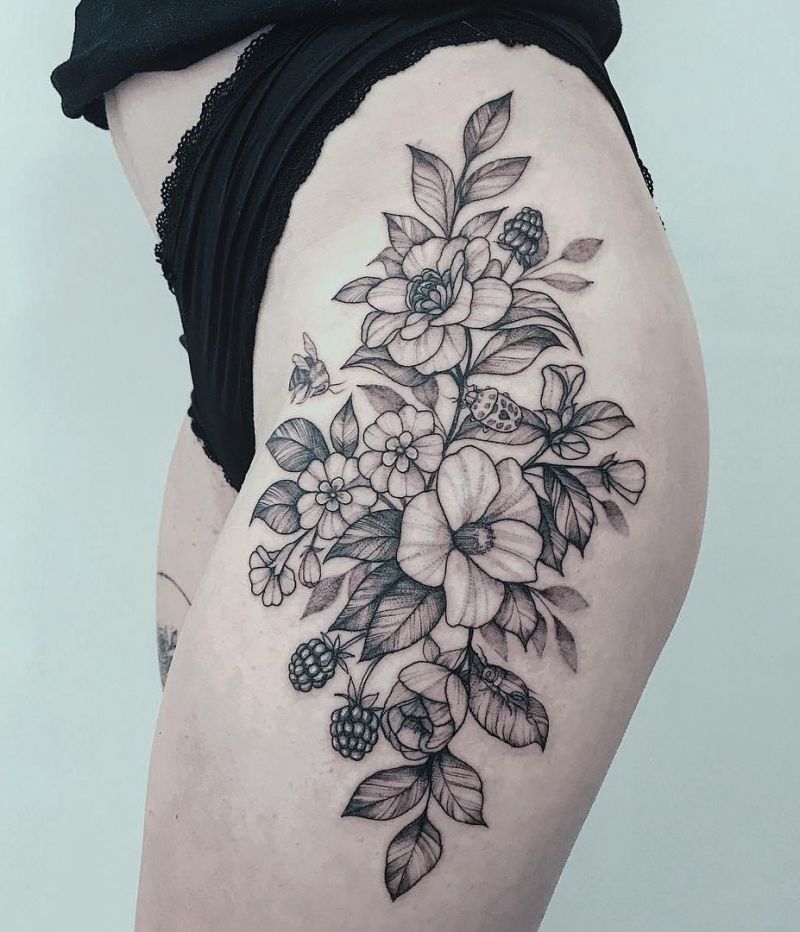 30 Pretty Thigh Tattoos You Can Copy