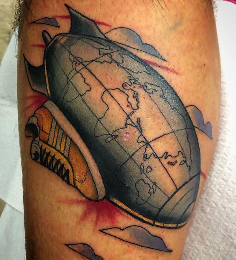 30 Pretty Airship Tattoos to Inspire You