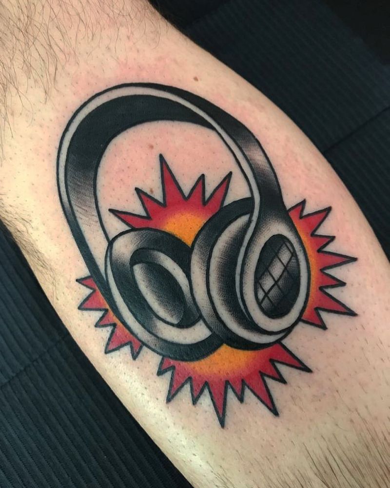 30 Pretty Headphones Tattoos You Will Love