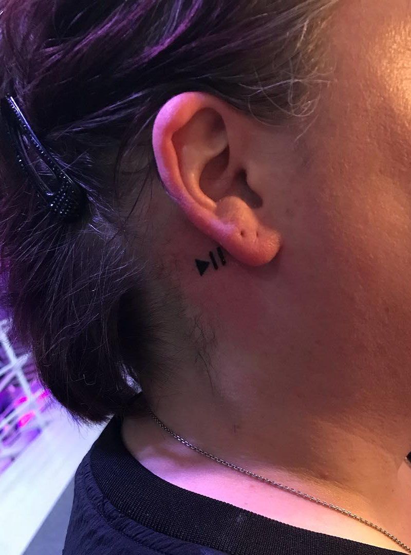 30 Pretty Play Pause Tattoos Give You Unexpected Feeling