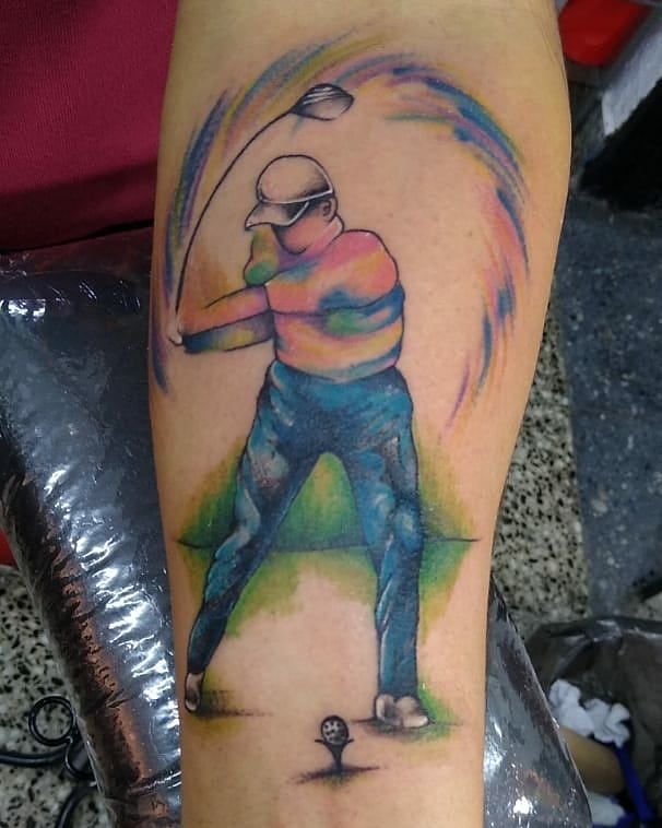 30 Golf Tattoos Remind You to Enjoy Life