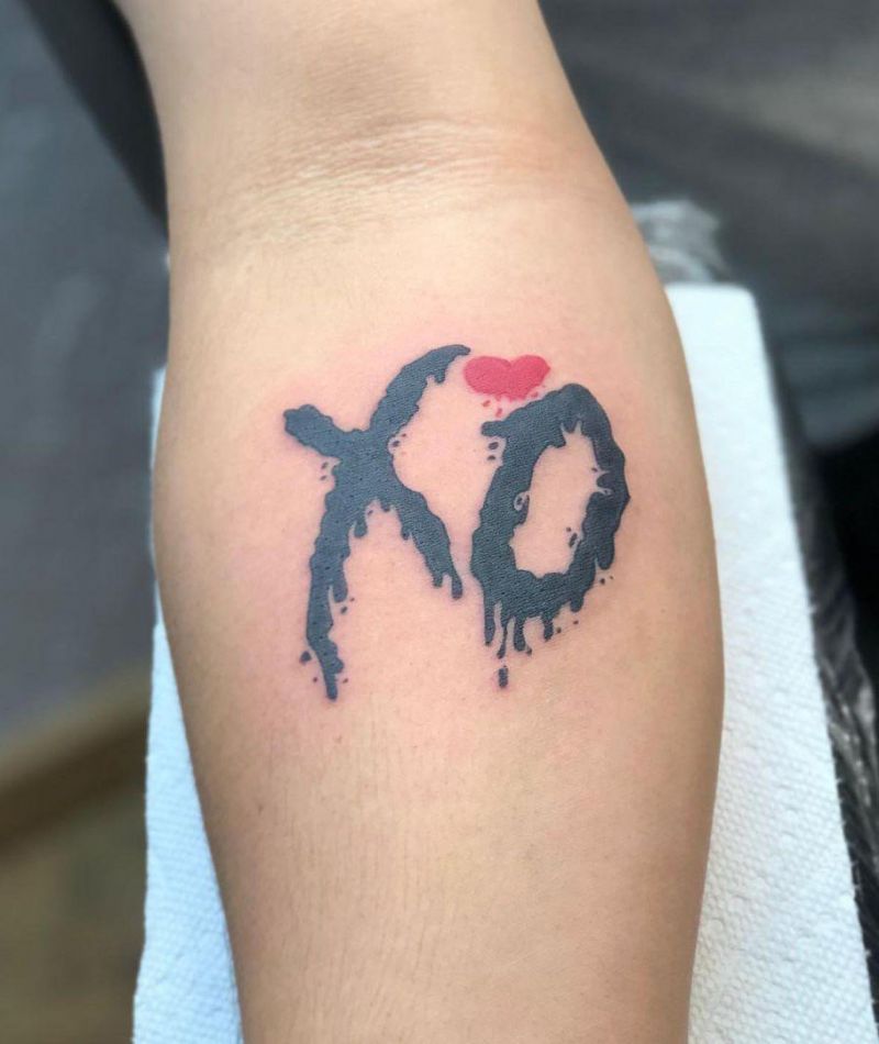 30 Pretty XO Tattoos You Can Copy