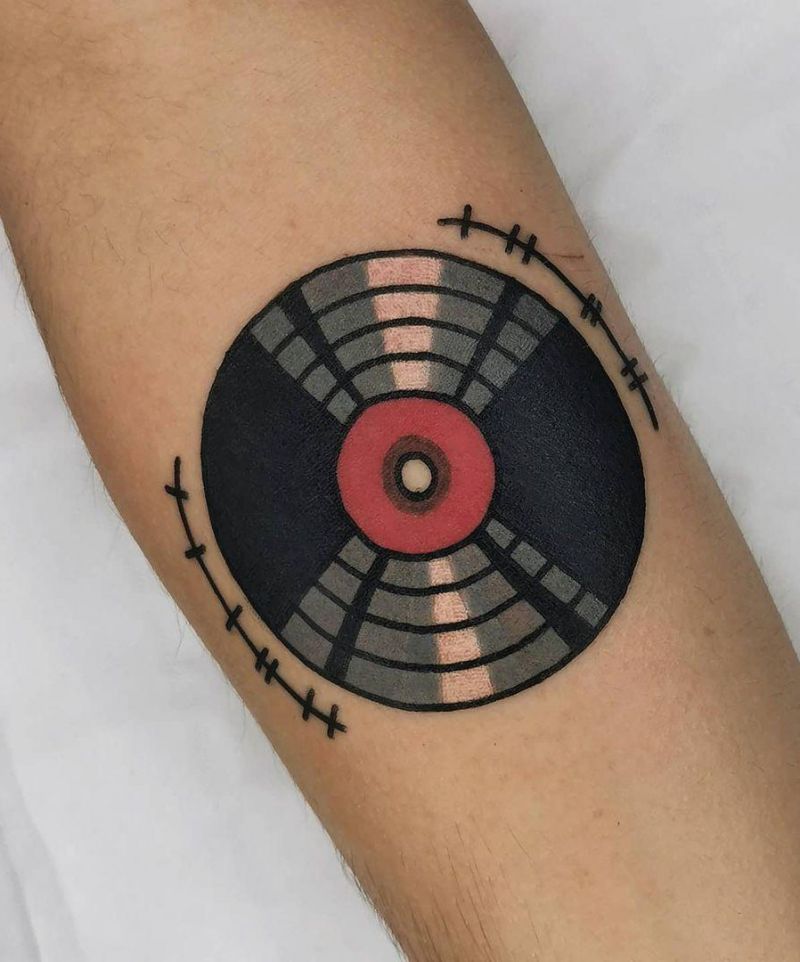 30 Pretty Vinyl Tattoos You Must Try