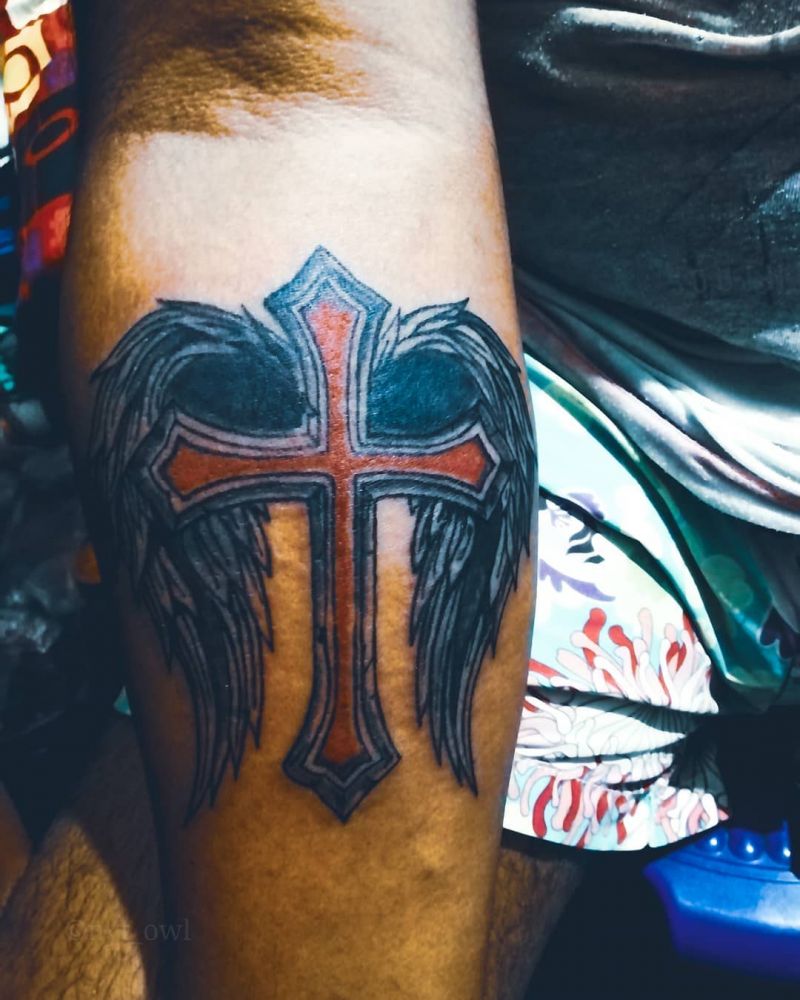 30 Pretty Cross with Wings Tattoos Make You Attractive