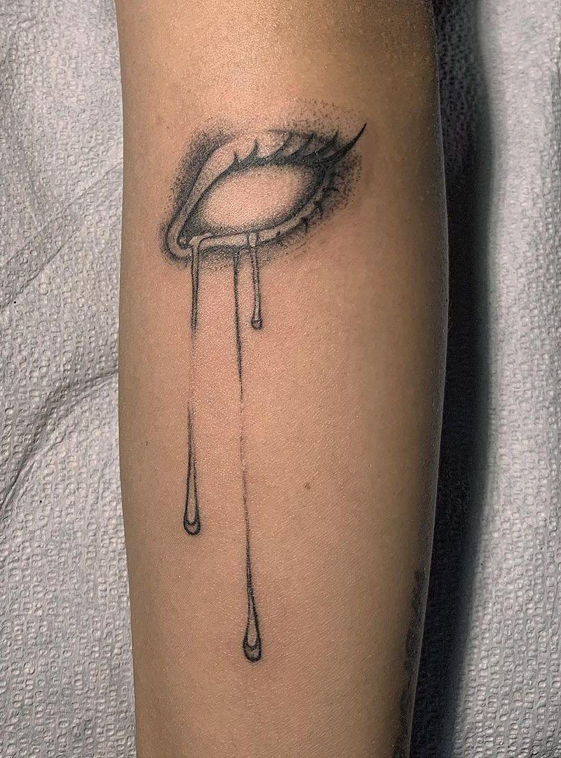 30 Pretty Crying Eye Tattoos Give You Inspiration