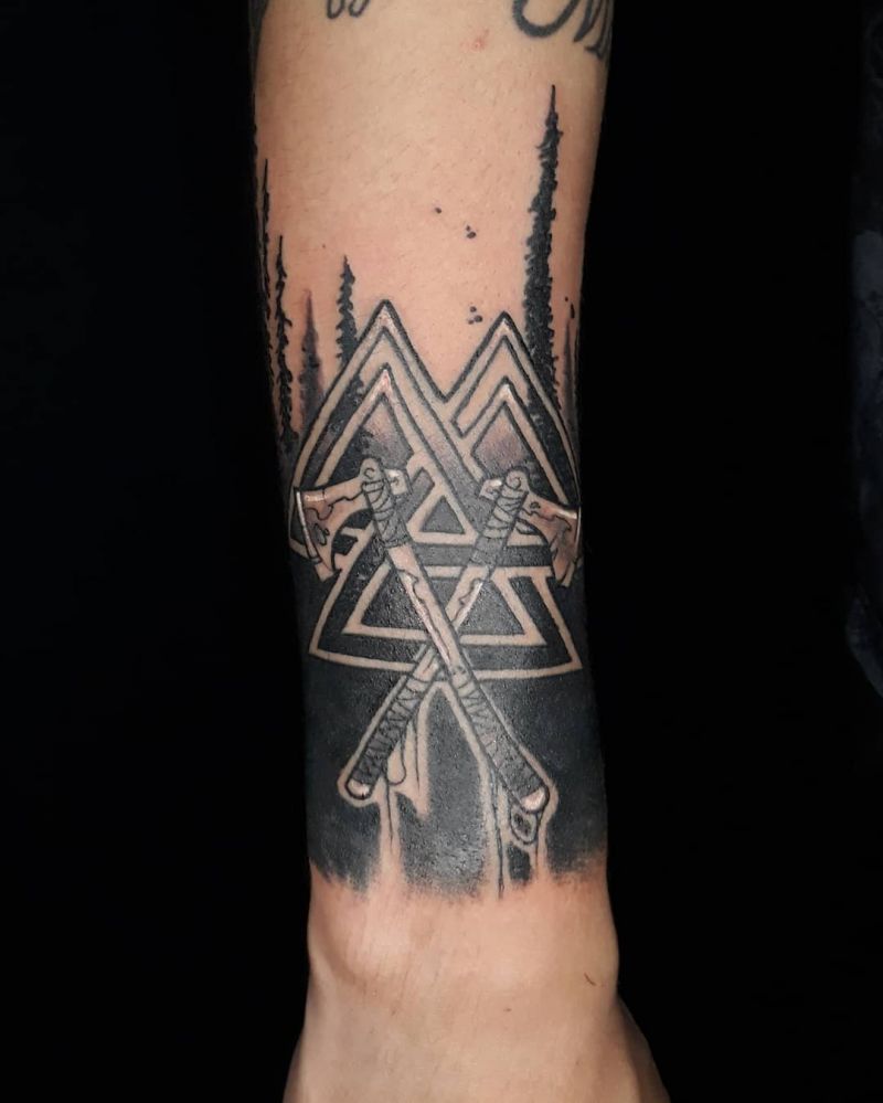 30 Pretty Valknut Tattoos to Inspire You