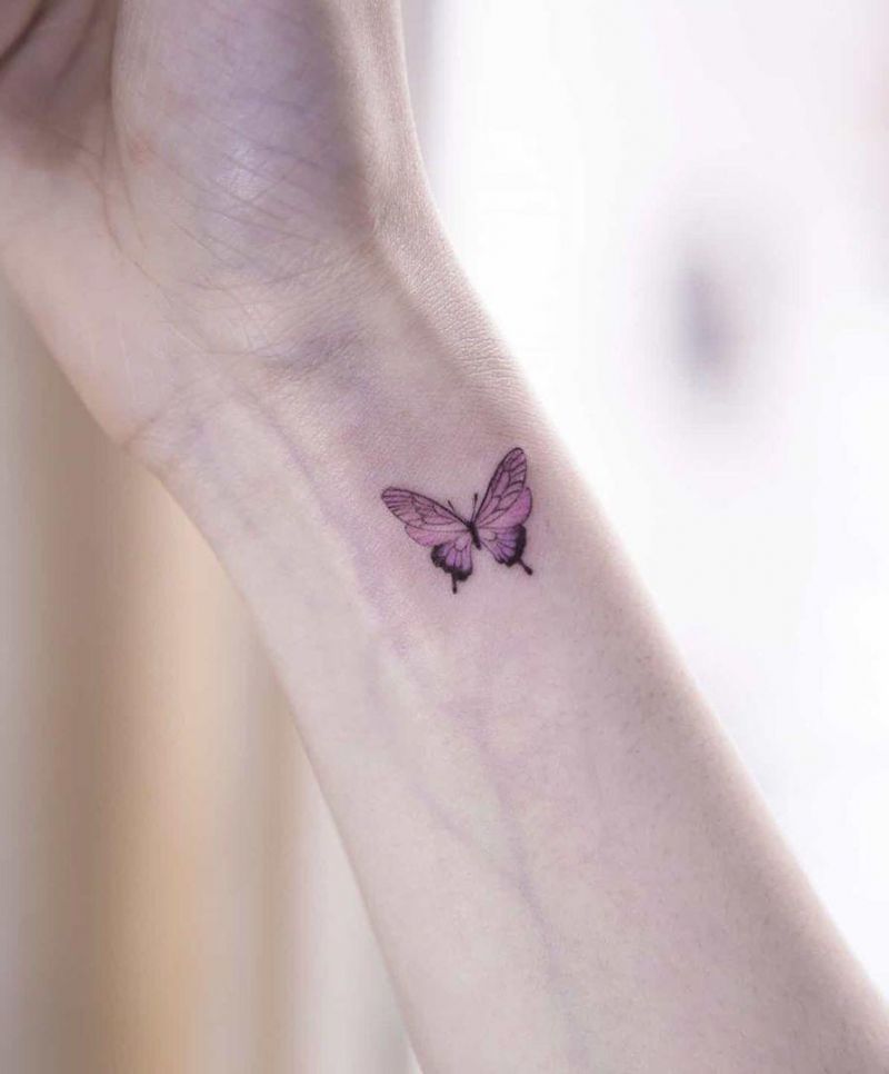 30 Pretty Wrist Tattoos to Inspire You