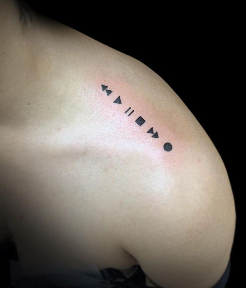 30 Pretty Play Pause Tattoos Give You Unexpected Feeling