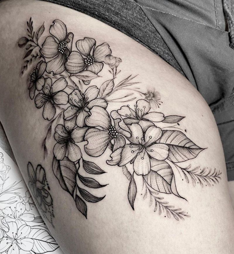 30 Pretty Thigh Tattoos You Can Copy