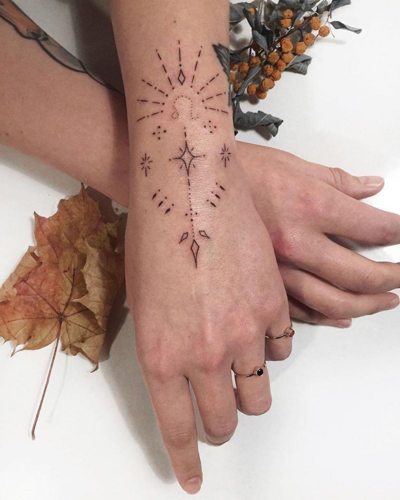 30 Pretty Wrist Tattoos to Inspire You