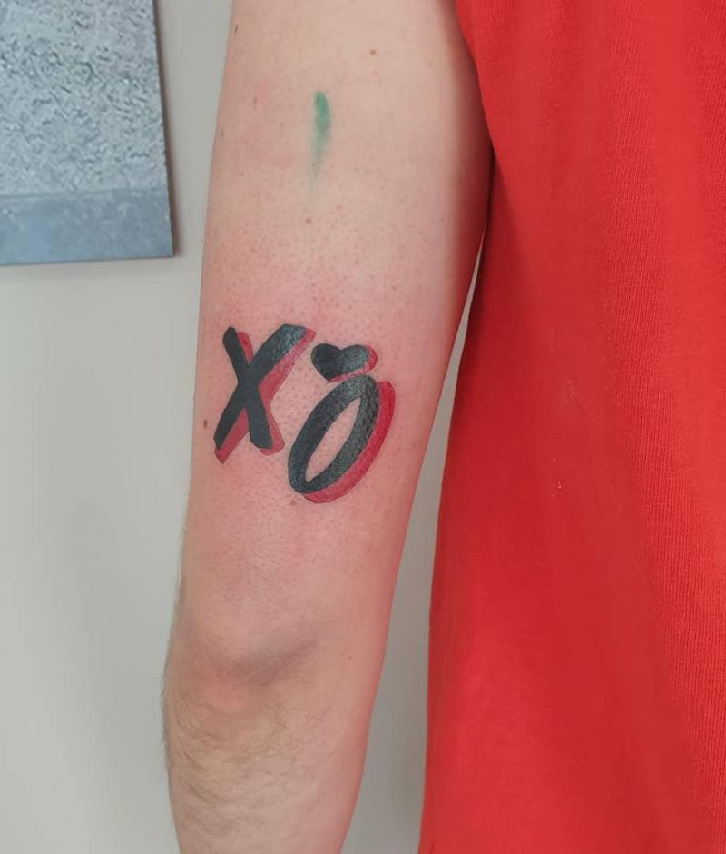 30 Pretty XO Tattoos You Can Copy