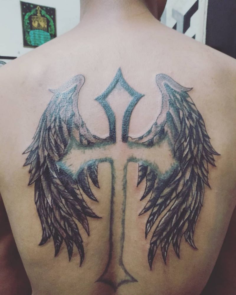 30 Pretty Cross with Wings Tattoos Make You Attractive