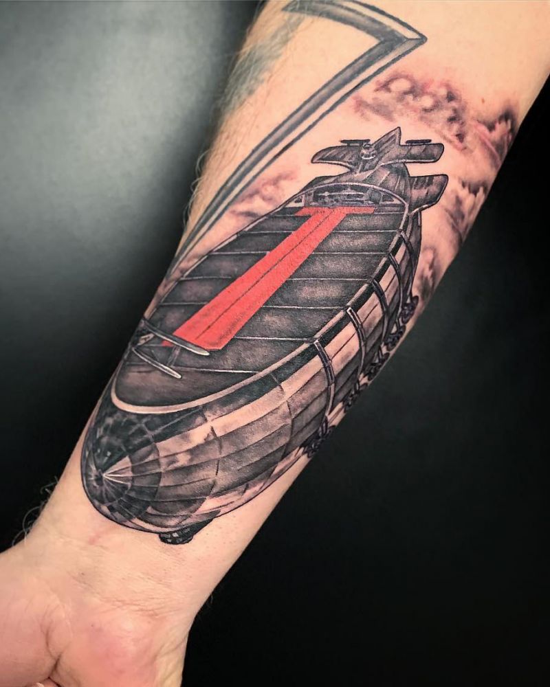 30 Pretty Airship Tattoos to Inspire You