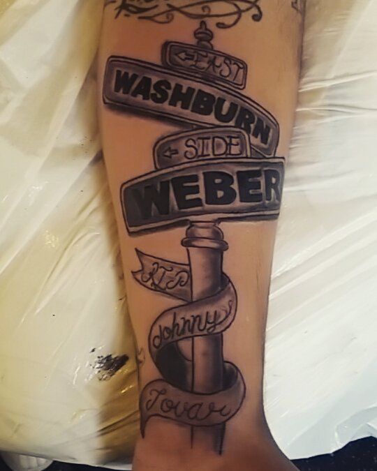 24 Pretty Street Sign Tattoos to Inspire You